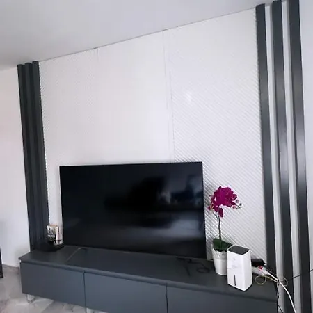 We3 Apartment